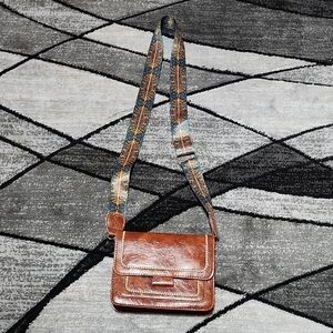 MINI EMBROIDERED CAMEL VEGAN-LEATHER SQUARE WIDE-STRAP CROSSBODY BAG PURSE